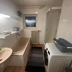 Hébergement de vacances -self-check- 4-room Extra Large House Nitra
