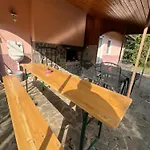 Hébergement de vacances -self-check- 4-room Extra Large House *