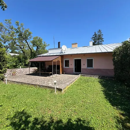 -self-check- 4-room Extra Large House * Nitra