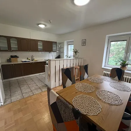 -self-check- 4-room Extra Large House * Nitra