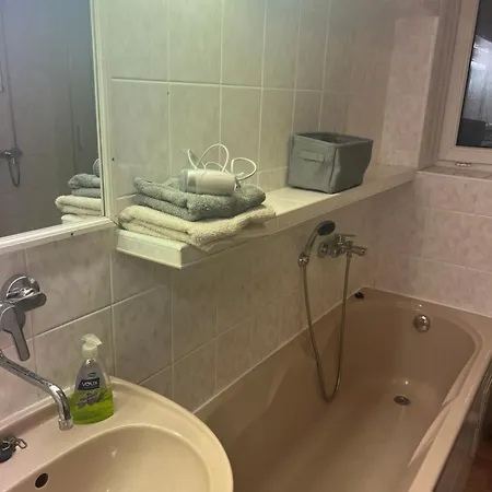 -self-check- 4-room Extra Large House *